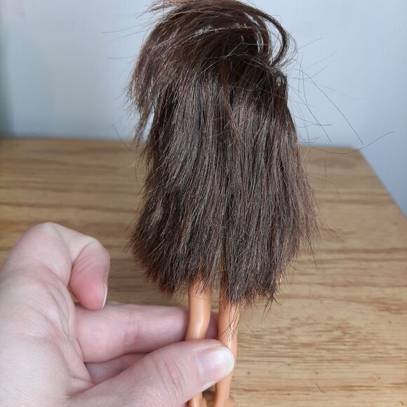 Mattel Barbie 2016 Club Chelsea Beach Brunette Green Eyed Doll Pineapple Stripe - Picture 4 of 7